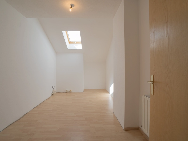 Digitales Bieterverfahren - Familienfreundliche 3-Zimmer Dachgeschosswohnung in Oberperfuss