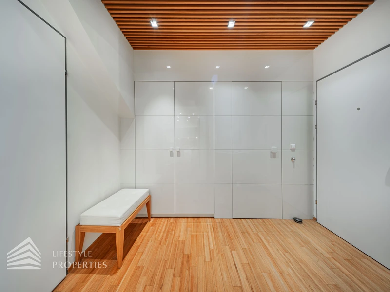 Beeindruckende 5-Zimmer Dachterrassenwohnung im 6. Wiener Gemeindebezirk
