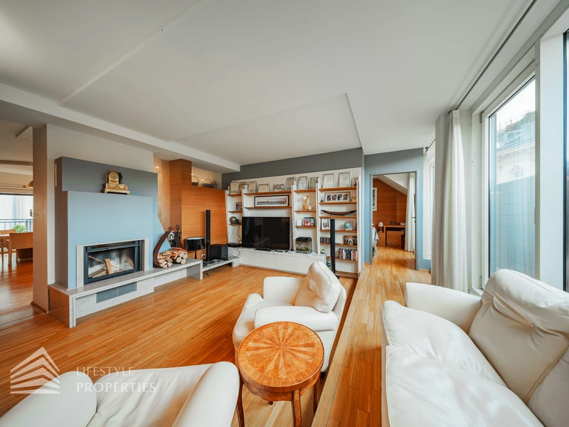 Beeindruckende 5-Zimmer Dachterrassenwohnung im 6. Wiener Gemeindebezirk