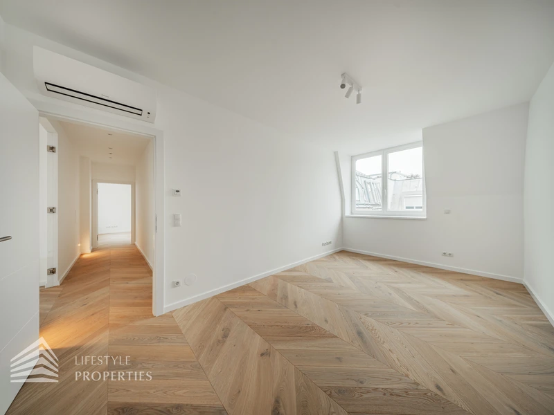 Elegante 4-Zimmer Wohnung mit Terrasse, Erstbezug!