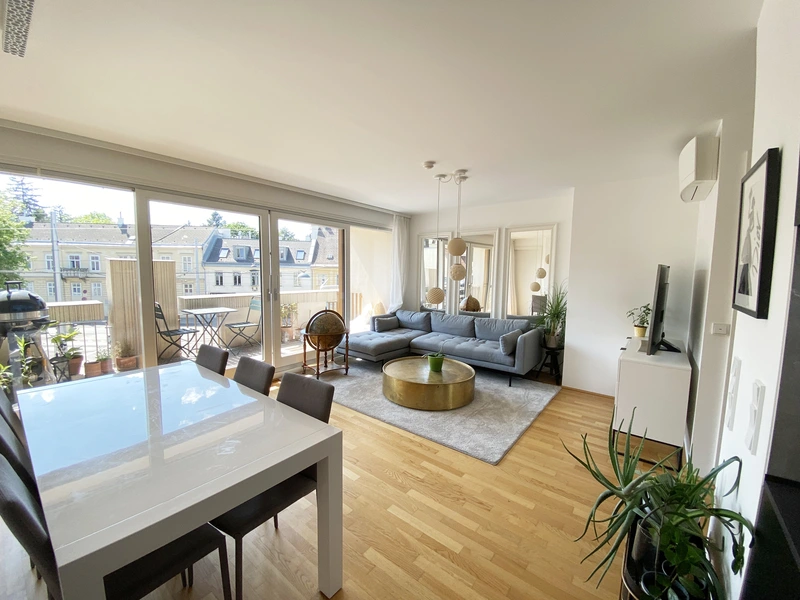 Traumhafte 2-Zimmer-Wohnung mit Terrasse nahe Schönbrunn!