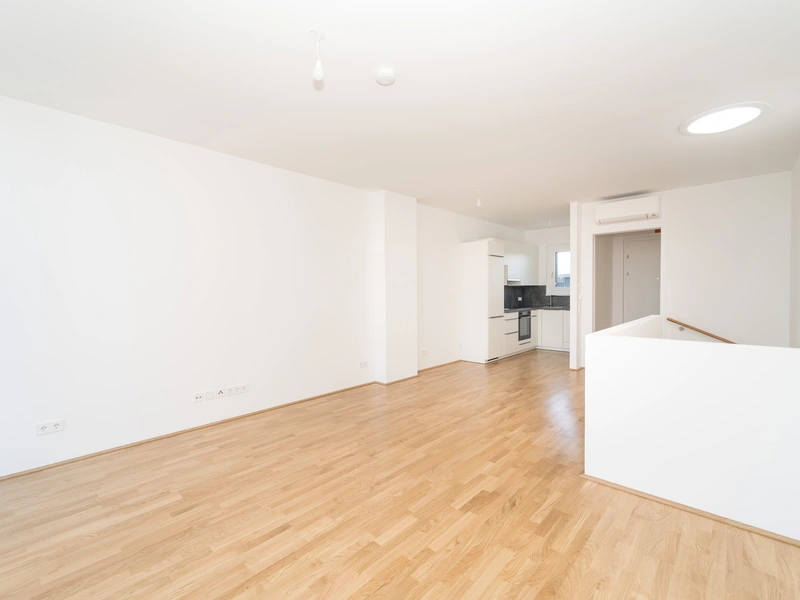 Hoch über den Dächern: Charmante Maisonette im Obergeschoss