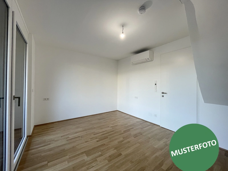 Weitblick und Wohnglück: Maisonette im Dachgeschoss