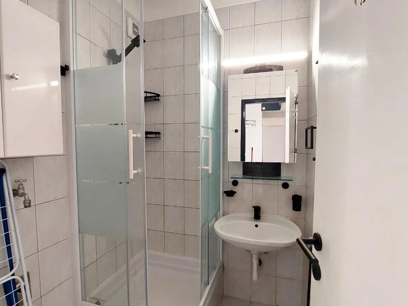 Helle 3-Zimmer-Wohnung mit separater Küche im Dachgeschoß