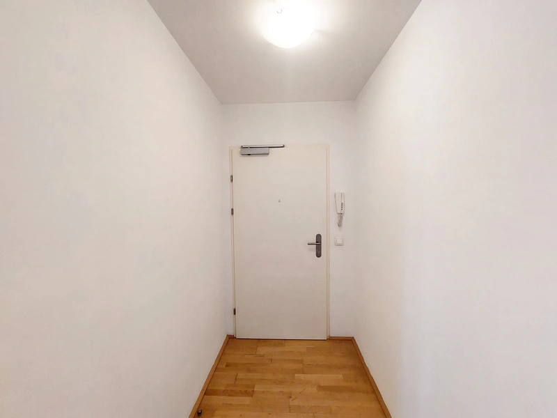 Charmante 3 Zimmerwohnung mit Balkon Nahe Rennweg