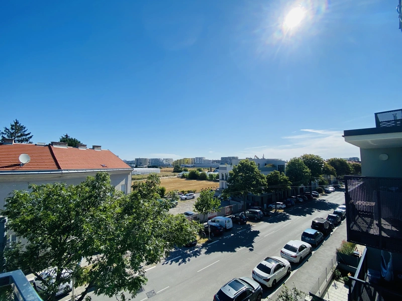Moderne 1,5-Zimmer-Wohnung mit Balkon!