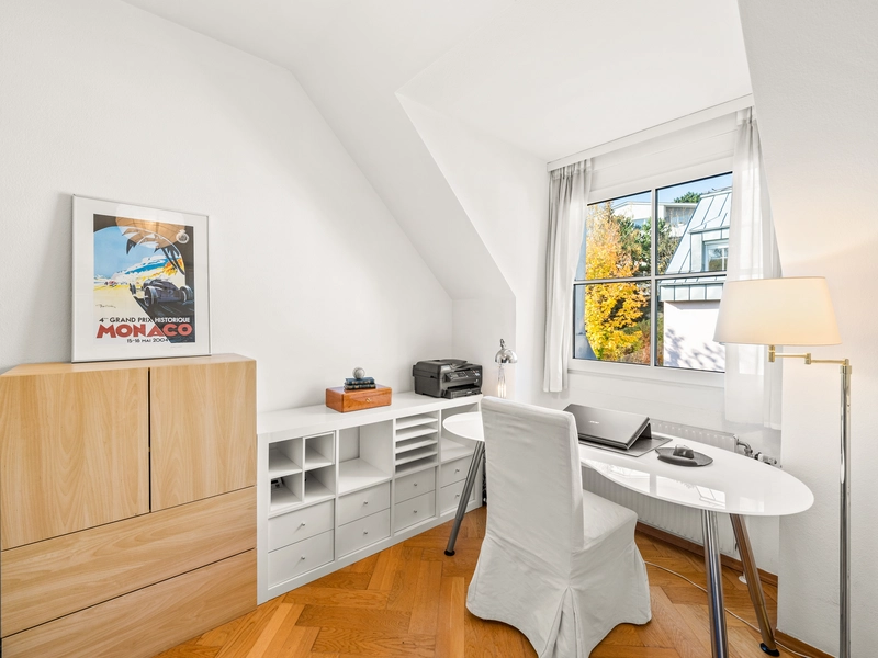 Großzügige Dachgeschoßwohnung mit Terrasse in Top-Lage!