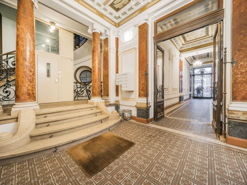 2-Zimmer Altbaujuwel nahe Mariahilfer Straße