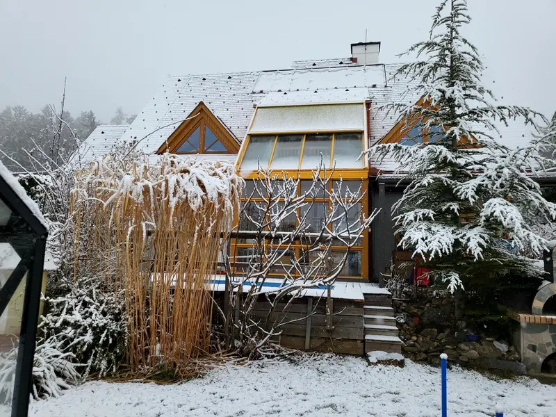 Neuwertiges Einfamilienhaus in Mortantsch: 6 Zimmer, Garten, 2 Terrassen, Top-Ausstattung!