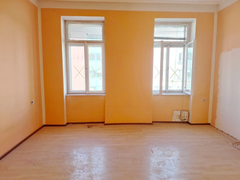 Renovierungsbedürftige Wohnung mit viel Potenzial