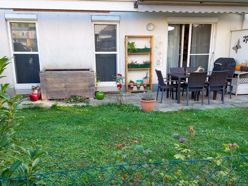 Moderne 4-Zimmer Gartenwohnung beim Badesee