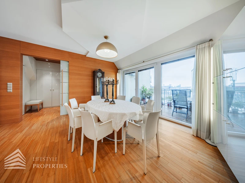 Beeindruckende 5-Zimmer Dachterrassenwohnung im 6. Wiener Gemeindebezirk