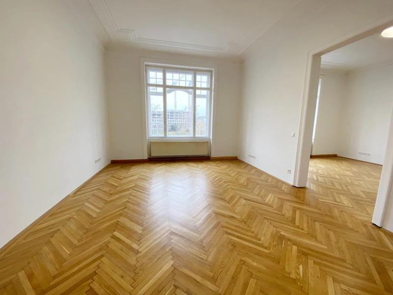 Traumhafte Altbauwohnung in Toplage!