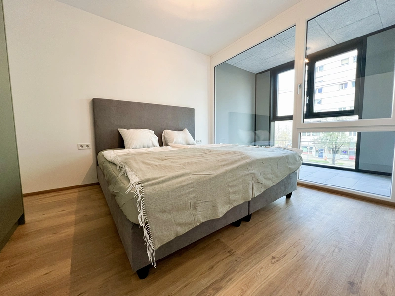 Modern Wohnen im High Five ++ 2 Zimmerwohnung mit Loggia und Abstellraum ab 01. Juni ++