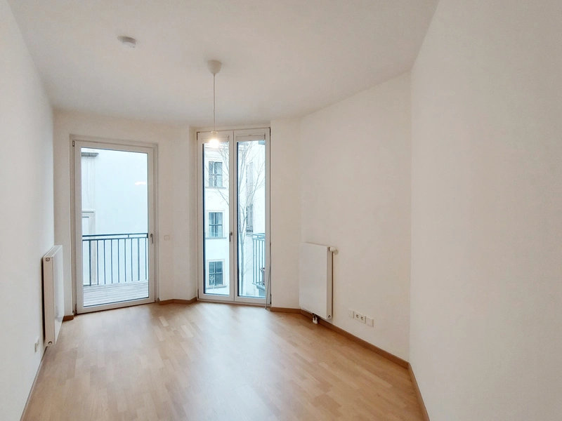 Exklusives Wohnen im Herzen der Altstadt mit Balkon - großzügige 3-Zimmerwohnung beim Hohen Markt!