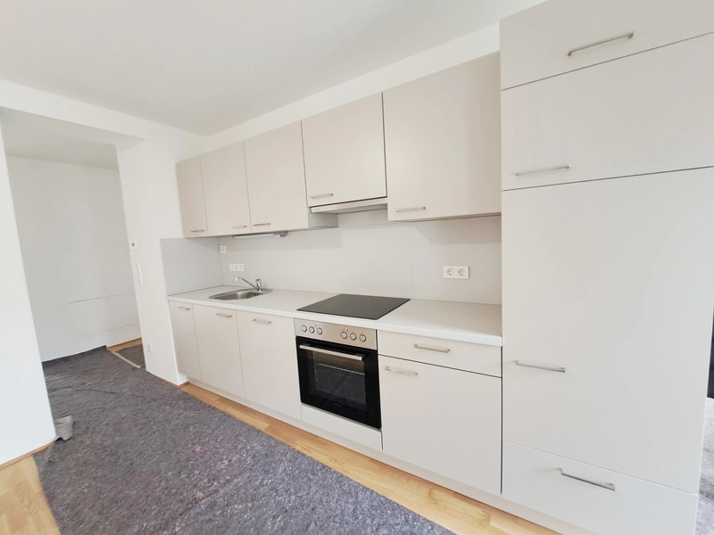 Modernes Wohnflair – sanierte 2-Zimmer-Wohnung mit perfekter Anbindung