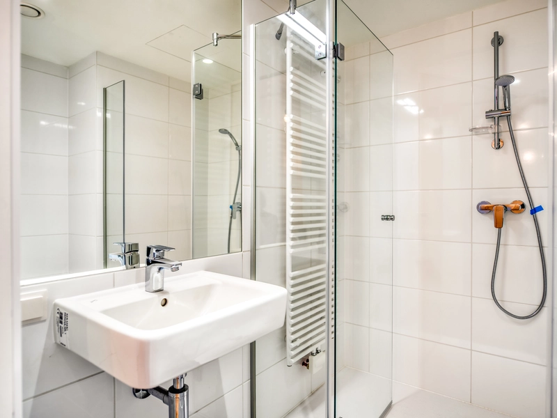 Moderner Wohnungshit für zwei mit Balkon an der Lände!