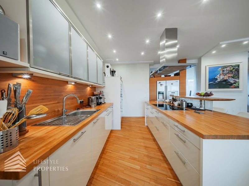 Beeindruckende 5-Zimmer Dachterrassenwohnung im 6. Wiener Gemeindebezirk