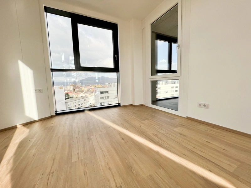 Willkommen im High Five – Exklusive 3-Zimmer-Wohnung mit Einbauküche und Fußbodenheizung!