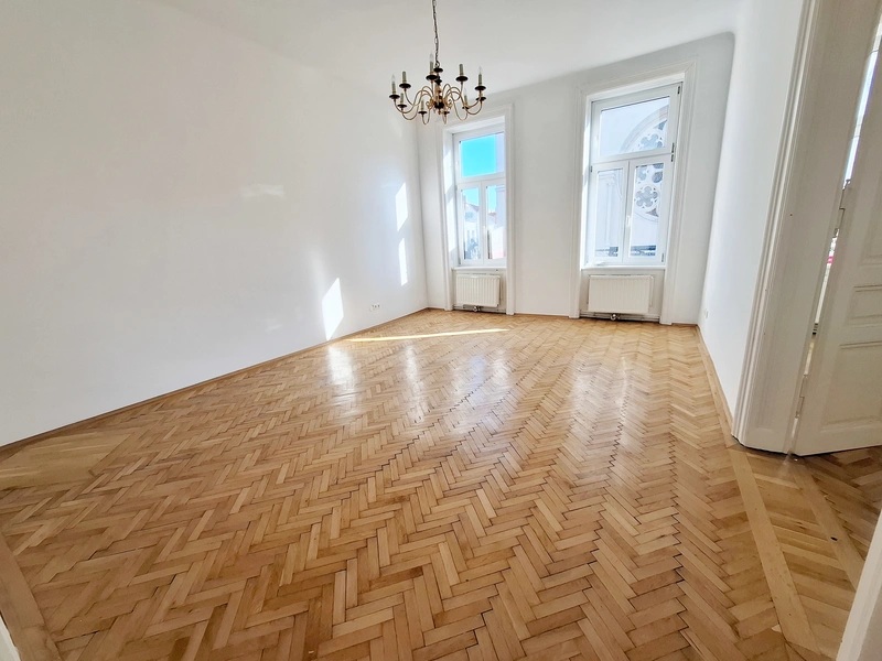 Klassischer Wiener Altbau mit Charakter – Stilvolles Wohnen im 9. Bezirk