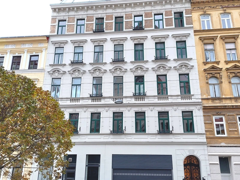 Klassischer Wiener Altbau mit Charakter – Stilvolles Wohnen im 9. Bezirk
