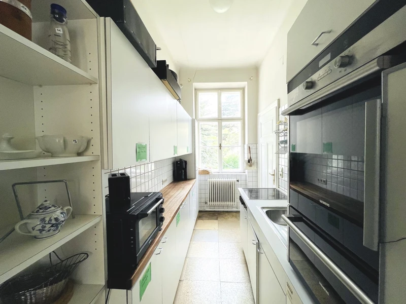 Neuer Kaufpreis: Einzigartiges Townhouse mit grünem Rückzugsort und Wellnessoase nähe Schönbrunn!