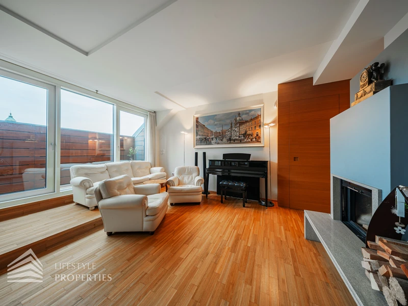 Beeindruckende 5-Zimmer Dachterrassenwohnung im 6. Wiener Gemeindebezirk