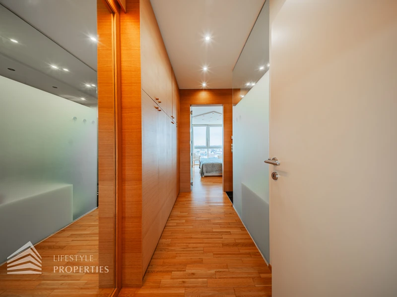 Beeindruckende 5-Zimmer Dachterrassenwohnung im 6. Wiener Gemeindebezirk
