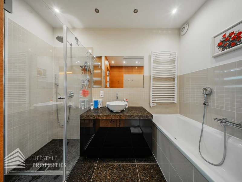 Beeindruckende 5-Zimmer Dachterrassenwohnung im 6. Wiener Gemeindebezirk