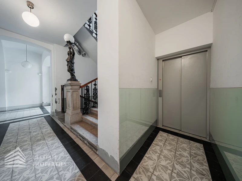 Beeindruckende 5-Zimmer Dachterrassenwohnung im 6. Wiener Gemeindebezirk