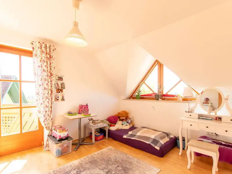 Neuwertiges Einfamilienhaus in Mortantsch: 6 Zimmer, Garten, 2 Terrassen, Top-Ausstattung!