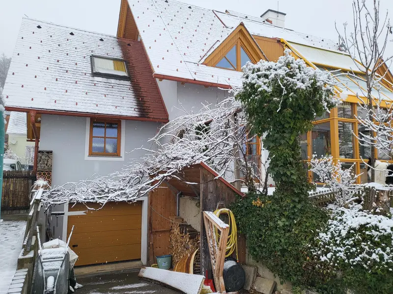 Neuwertiges Einfamilienhaus in Mortantsch: 6 Zimmer, Garten, 2 Terrassen, Top-Ausstattung!