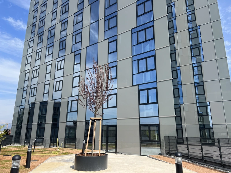 Ihre 2-Zimmer-Wohnung ab 01. Juni 2025 im neuen High Five Tower – Jetzt besichtigen!