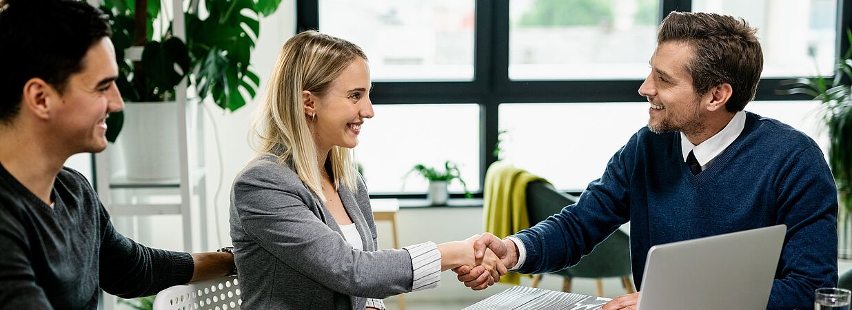 Kreditfinanzierung Beratungsgespräch mit Paar