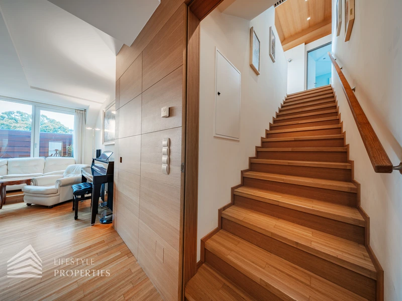 Beeindruckende 5-Zimmer Dachterrassenwohnung im 6. Wiener Gemeindebezirk