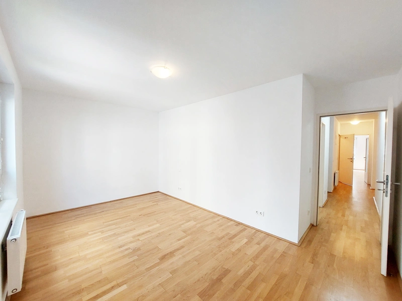 Charmante 3 Zimmerwohnung mit Balkon Nahe Rennweg