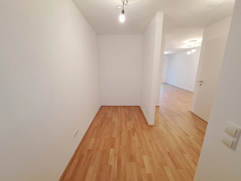 2,5 Zimmerwohnung mit eigenem "Homeoffice-Bereich" in Stockerau