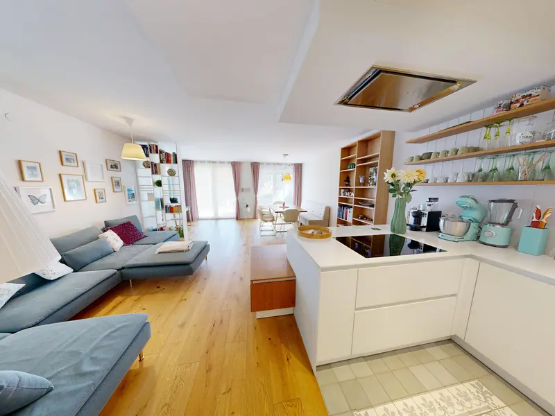 Premium Gartenwohnung in einem Zweiparteienhaus (Haushälfte) mit Terrasse & eigenem Parkplatz