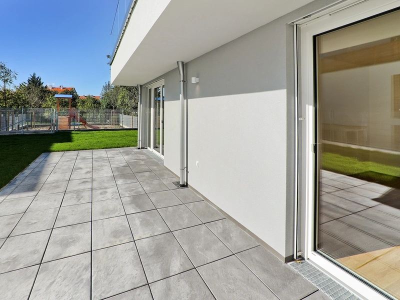 Panoramaleben am Donauufer: Luxusresidenzen mit Blick auf Krems und Stift Göttweig