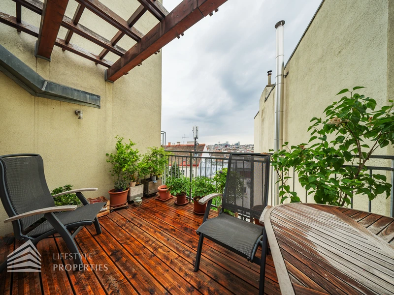 Beeindruckende 5-Zimmer Dachterrassenwohnung im 6. Wiener Gemeindebezirk