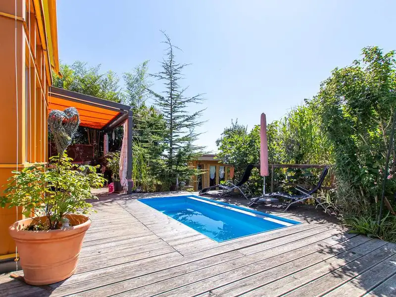 Neuwertiges Einfamilienhaus in Mortantsch: 6 Zimmer, Garten, 2 Terrassen, Top-Ausstattung!