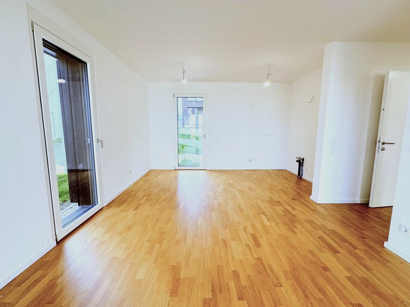 RENDITENSTARK*2 Zimmer mit Freifläche