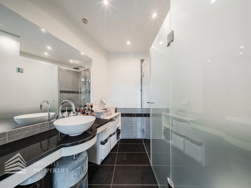 Beeindruckende 5-Zimmer Dachterrassenwohnung im 6. Wiener Gemeindebezirk