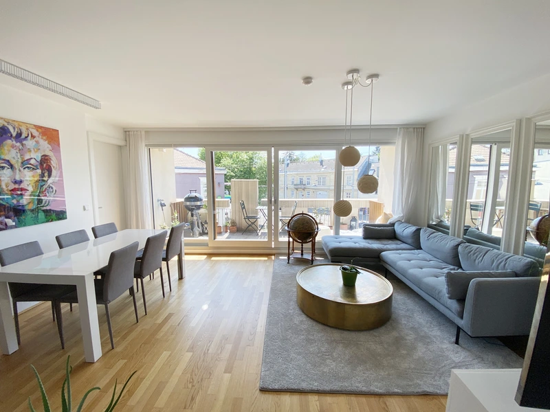 Traumhafte 2-Zimmer-Wohnung mit Terrasse nahe Schönbrunn!