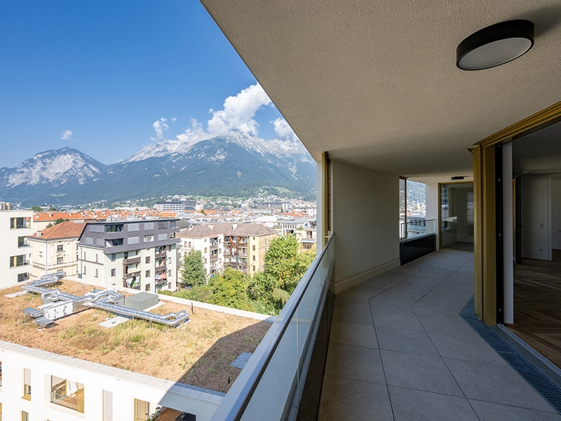 Lichtdurchflutete Premium 3-Zimmer Dachgeschosswohnung