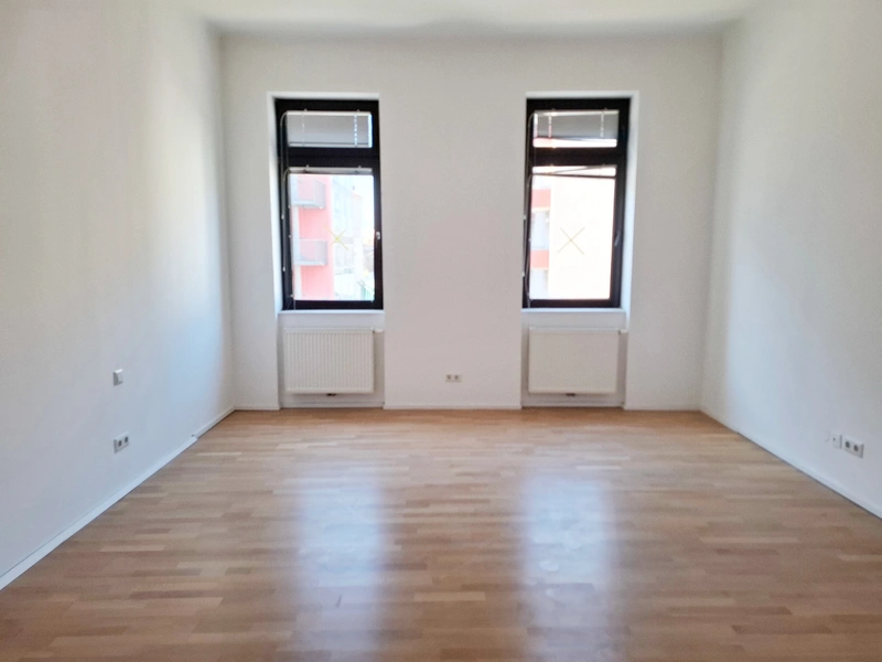 Sanierte Wohnung mit modernem Komfort in zentraler Lage