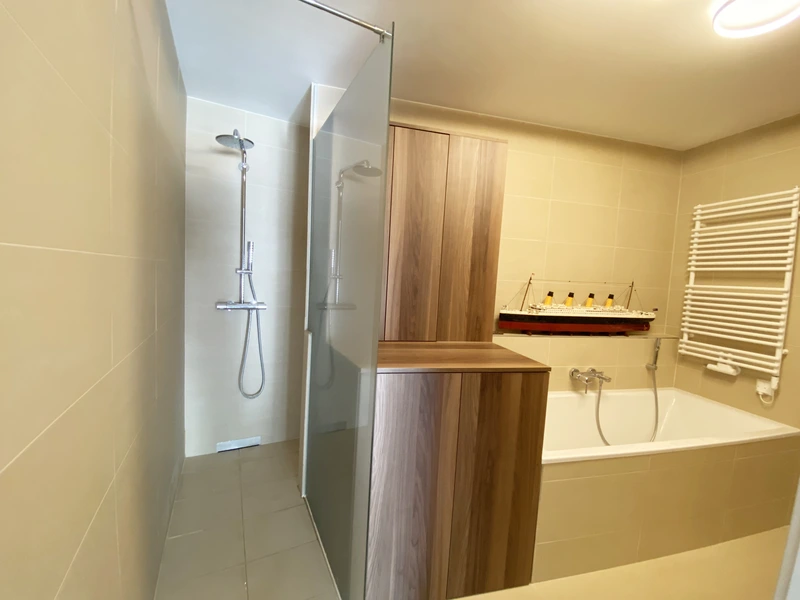 Traumhafte 2-Zimmer-Wohnung mit Terrasse nahe Schönbrunn!