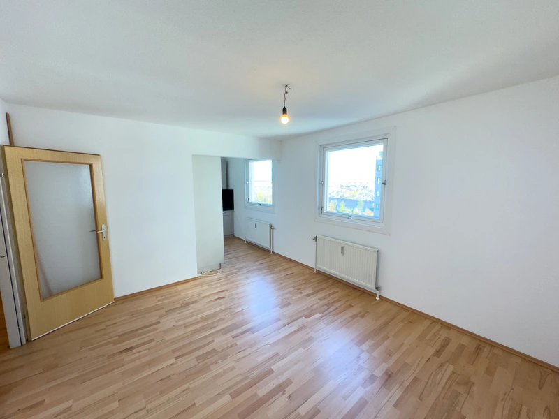Wohnen über den Dächern Wiens (16. Stock) mit Blick auf die Donau (barrierefrei) & nahe UNO City | Freier Mietzins!
