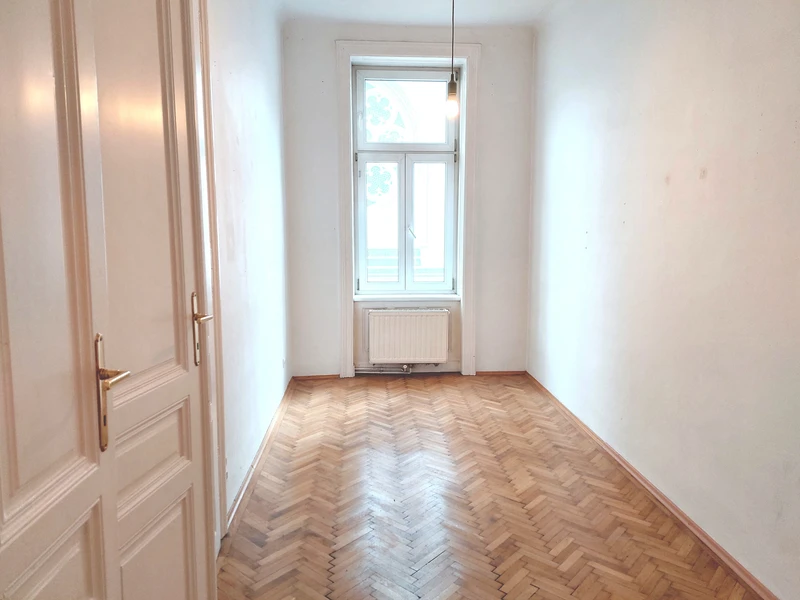 Klassischer Wiener Altbau mit Charakter – Stilvolles Wohnen im 9. Bezirk