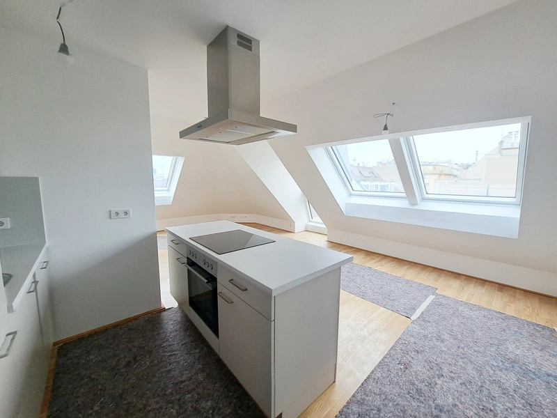 Exklusiv sanierte 2-Zimmer-Wohnung mit modernem Komfort